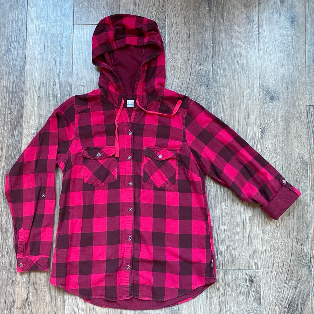 Columbia Sportswear Company
Women’s Plaid Hooded Anytime Shirt